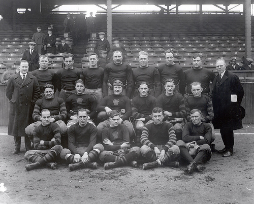 1923